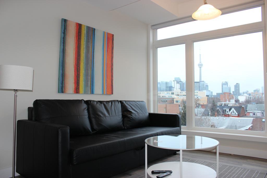 Atlas Suites- Furnished Apartments-College Street, トロント エクステリア 写真